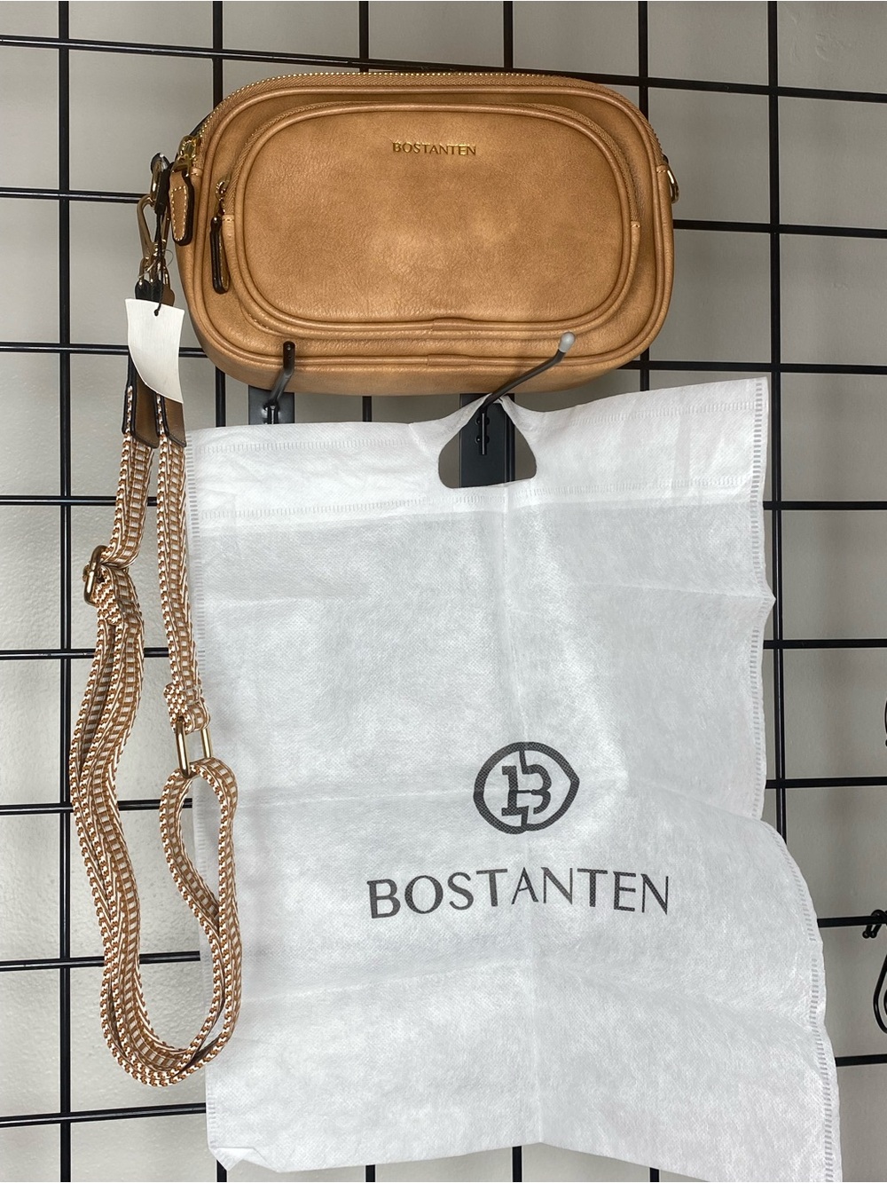 NWT, BOSTANTEN Crossbody Vegan Leather Purse with Adjustable Wide Strap, Camel